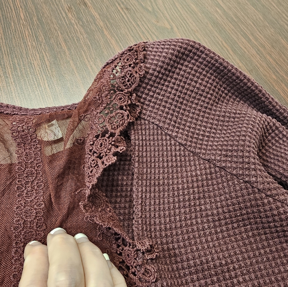 Free People Three-Quarter Sleeve Top Burgundy Color Size M - Picture 11 of 11